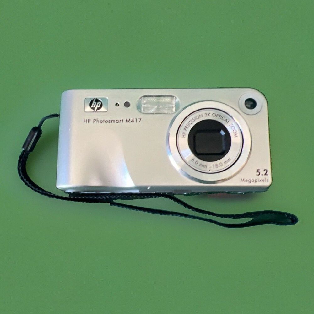 HP PhotoSmart M417 5.2MP Digital Camera - Silver